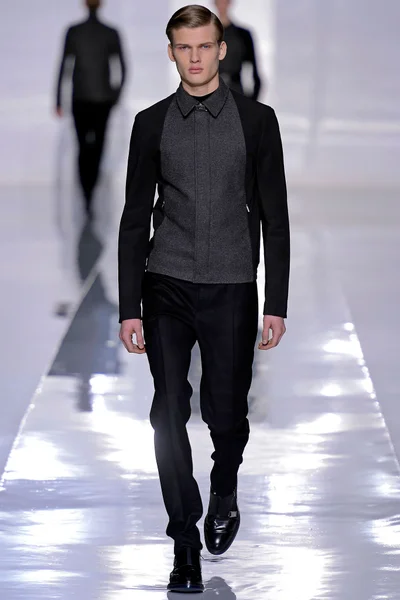 Look 22